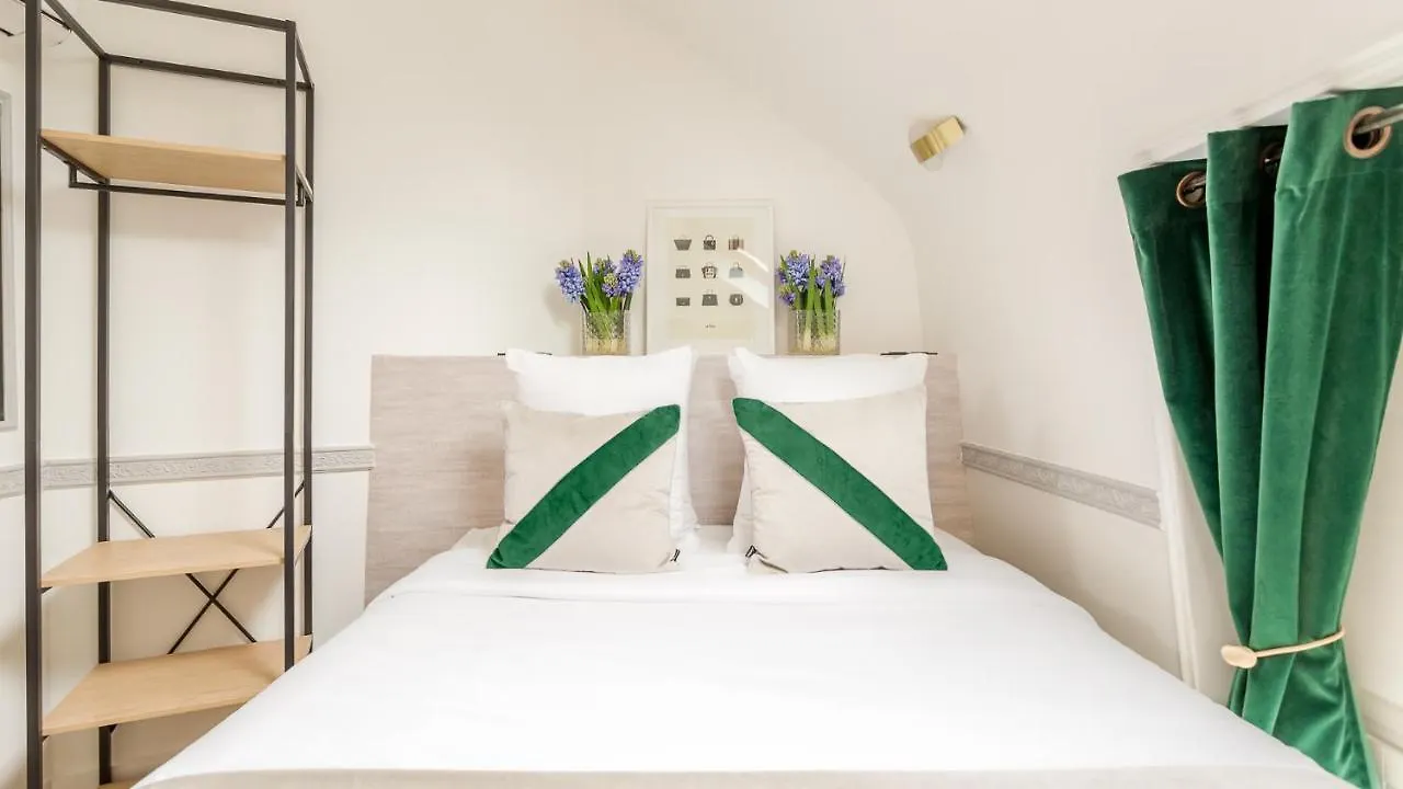 Appartement Luxury 2 Bedroom Duplex - Beautiful Monument View Paris