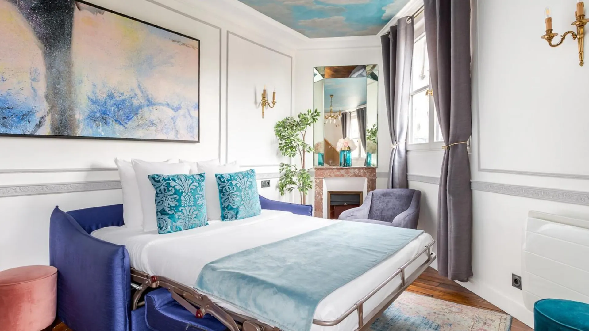 Luxury 2 Bedroom Duplex - Beautiful Monument View Paris Appartement